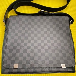 LV messager bag